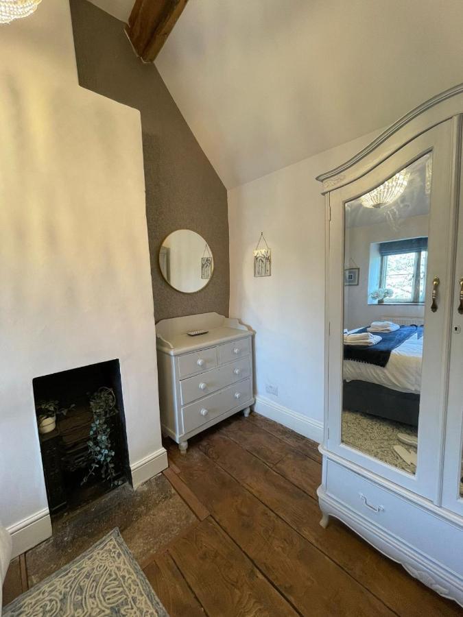 Hebe Cottage - Idyllic And Homely With Attention To Detail Atworth Exteriér fotografie