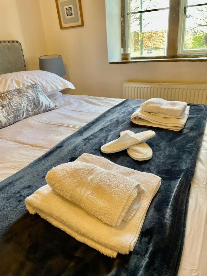 Hebe Cottage - Idyllic And Homely With Attention To Detail Atworth Exteriér fotografie
